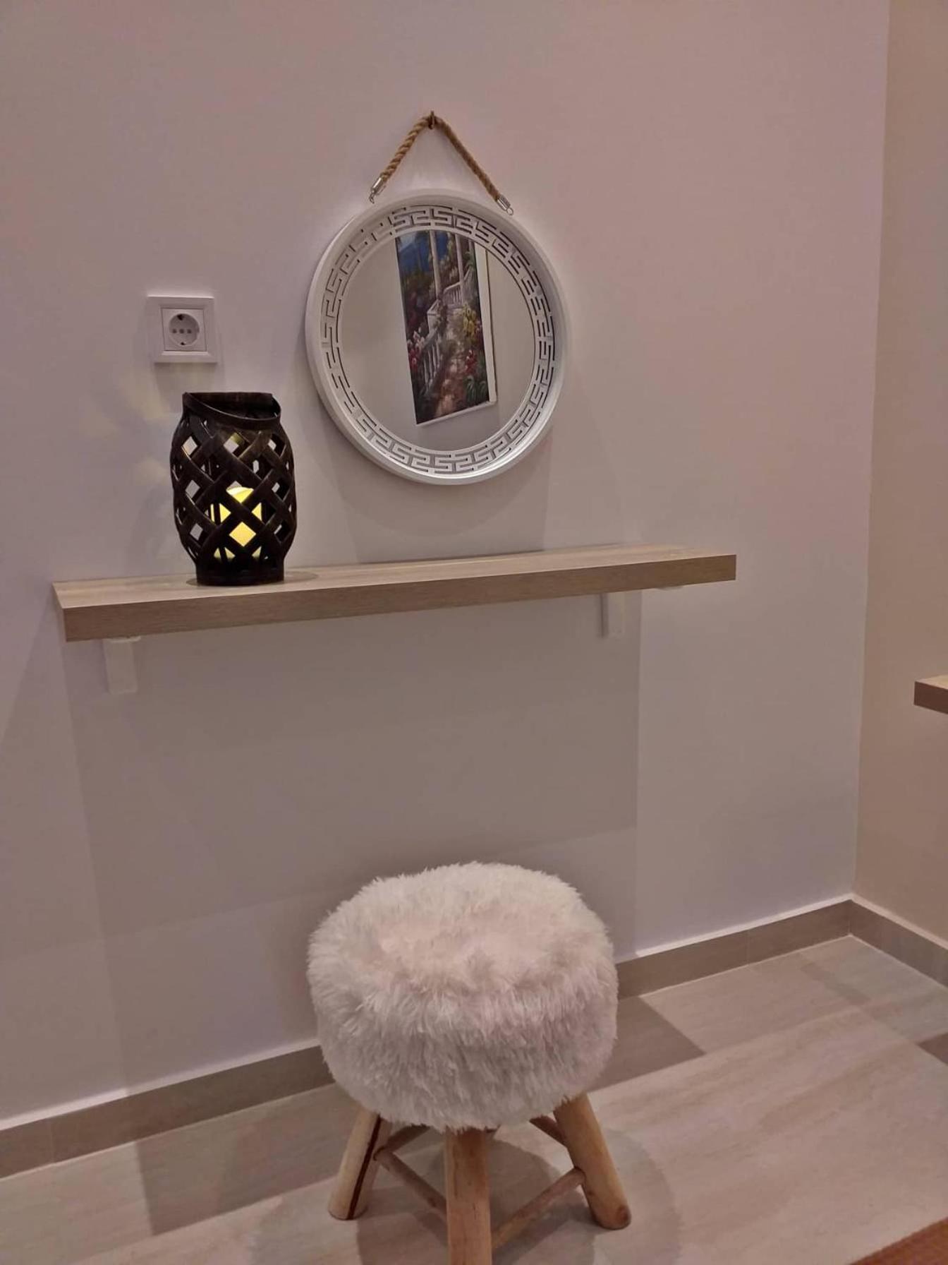 Nicole Luxury Коскину